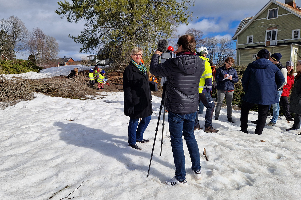 första spadtaget inför byggandet av Limsta förskola